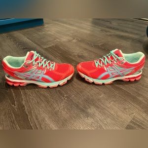 Asics GT-1000 Duomax Women’s Running Shoes in Coral and Teal Size 9